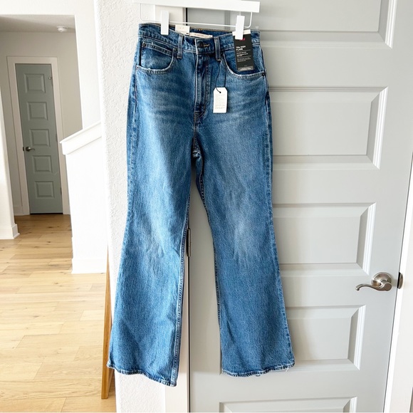 Levi’s 70’s High Flare Jeans - Picture 3 of 6